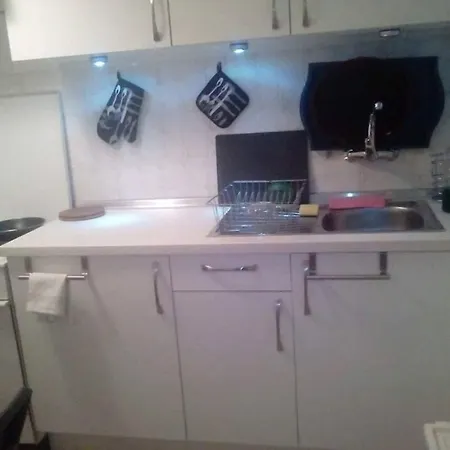 2 Bedroom Center Apartment